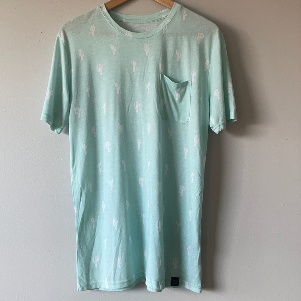 PINEAPPLE PRINT T